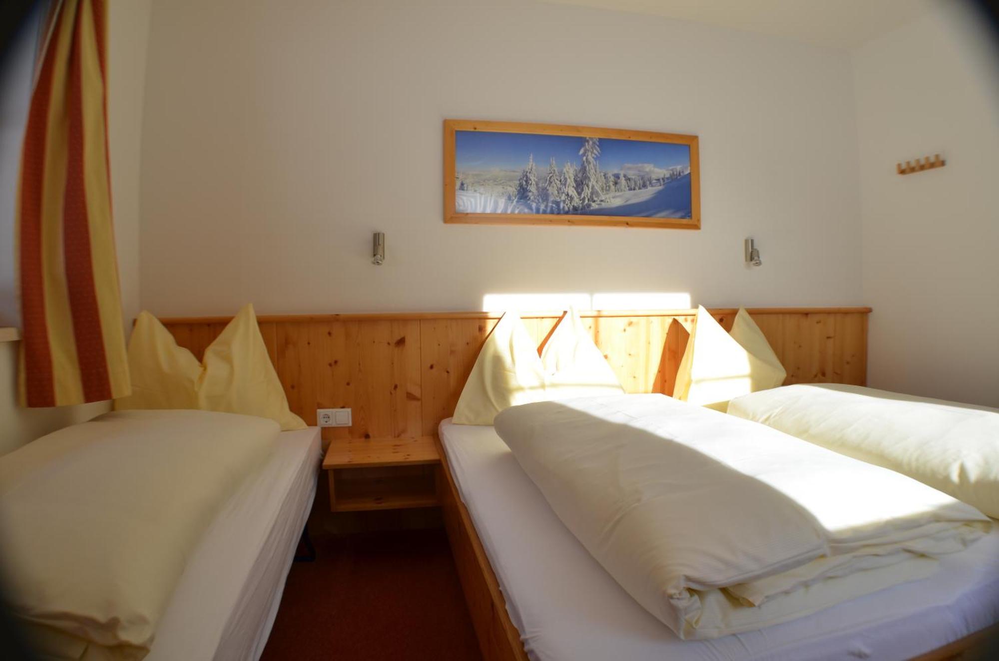 Hotel Starjet Flachau Room photo
